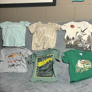 Various Brands of Boy’s Green Graphic Tee 
Lot of 6
Size 5